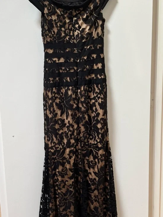 Tadashi Shoji Black and Nude Lace Off-Shoulder Formal Gown - Size 2 - Picture 3 of 7
